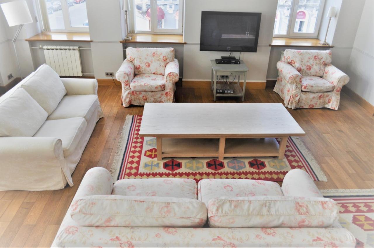 Great 144 Sq.M. Apartment In The Center Of Kiev Bagian luar foto