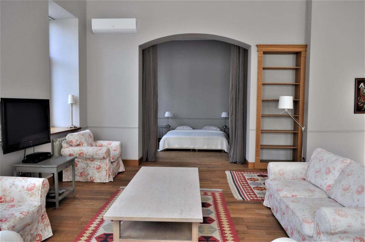 Great 144 Sq.M. Apartment In The Center Of Kiev Bagian luar foto