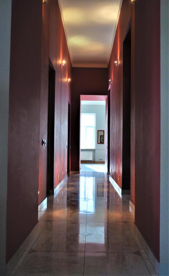 Great 144 Sq.M. Apartment In The Center Of Kiev Bagian luar foto